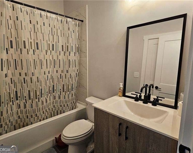 732 Perch Place - Photo Thumbnail 7
