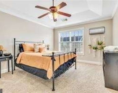 7039 Bayrose Circle - Photo Thumbnail 11