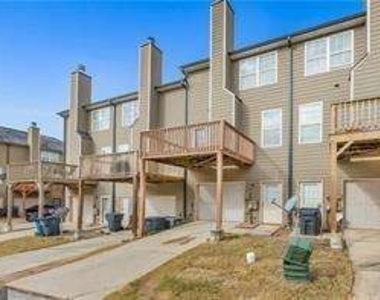 7039 Bayrose Circle - Photo Thumbnail 17