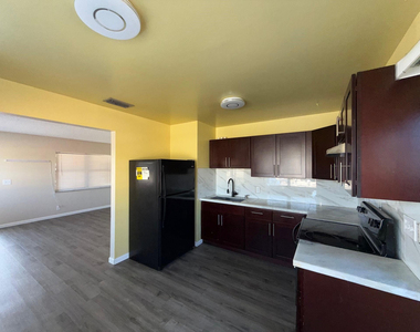 6140 Sw 43rd Street - Photo Thumbnail 5