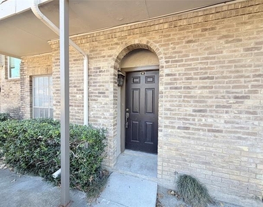 5757 Martel Avenue - Photo Thumbnail 9