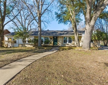 3504 Corto Avenue - Photo Thumbnail 2