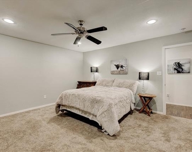 3727 W Biddison Street - Photo Thumbnail 23