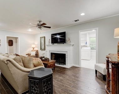 3727 W Biddison Street - Photo Thumbnail 9