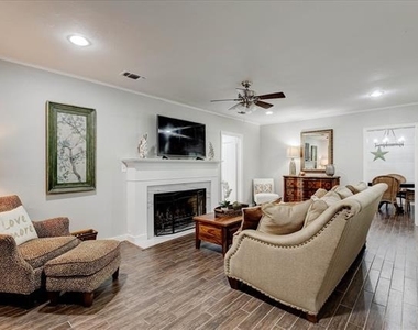 3727 W Biddison Street - Photo Thumbnail 8