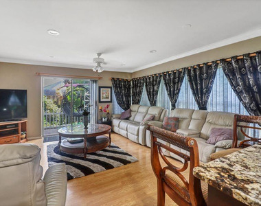 1521 Snapdragon Drive - Photo Thumbnail 5