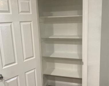 4811 Henry Street - Photo Thumbnail 7