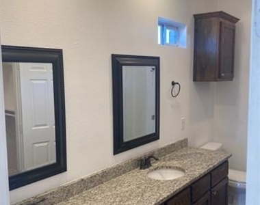 4811 Henry Street - Photo Thumbnail 11