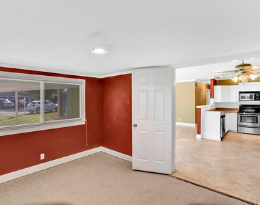 1129 Nw 7th Terrace - Photo Thumbnail 8