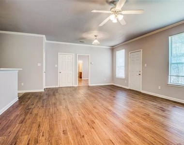 2400 18th Street - Photo Thumbnail 2