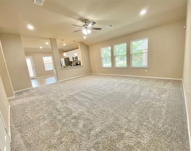 421 Goldstone Lane - Photo Thumbnail 2