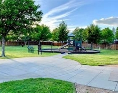 421 Goldstone Lane - Photo Thumbnail 23