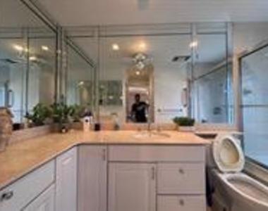 6435 Bay Club Drive - Photo Thumbnail 4