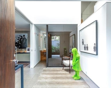 2845 Lee Street - Photo Thumbnail 1