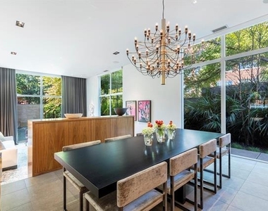 2845 Lee Street - Photo Thumbnail 14