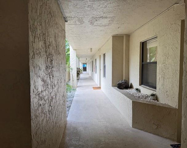 2900 Nw 42 - Photo Thumbnail 22