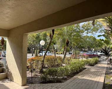 2900 Nw 42 - Photo Thumbnail 20