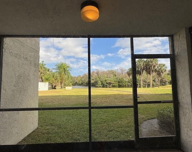 2900 Nw 42 - Photo Thumbnail 11