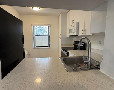 2900 Nw 42 - Photo Thumbnail 3