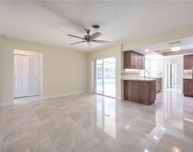 5200 Ne 15th Avenue - Photo Thumbnail 13
