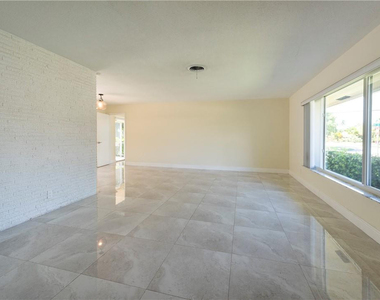 5200 Ne 15th Avenue - Photo Thumbnail 5