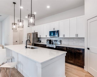 2134 Shea Road - Photo Thumbnail 6