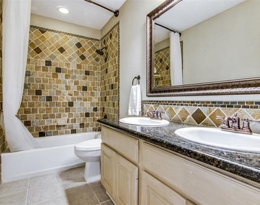 700 Essex Court - Photo Thumbnail 20