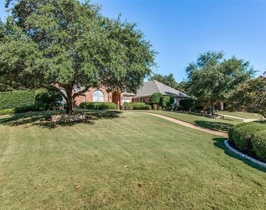 700 Essex Court - Photo Thumbnail 1