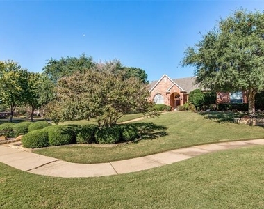 700 Essex Court - Photo Thumbnail 2