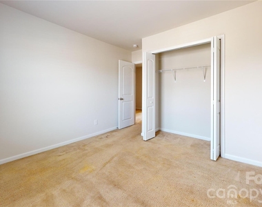 6430 Revolutionary Trail - Photo Thumbnail 16