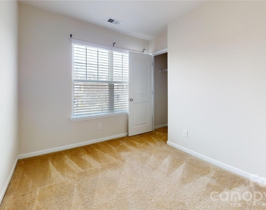 6430 Revolutionary Trail - Photo Thumbnail 17