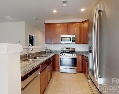 6430 Revolutionary Trail - Photo Thumbnail 8