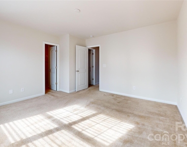 6430 Revolutionary Trail - Photo Thumbnail 12