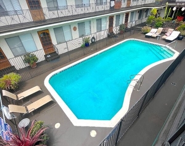 2115 Placentia Avenue - Photo Thumbnail 20