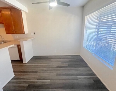 2115 Placentia Avenue - Photo Thumbnail 3