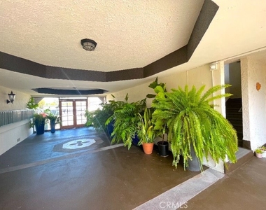 2115 Placentia Avenue - Photo Thumbnail 26