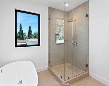 12300 Oxnard Street - Photo Thumbnail 11