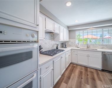 16970 Blanche Place - Photo Thumbnail 7