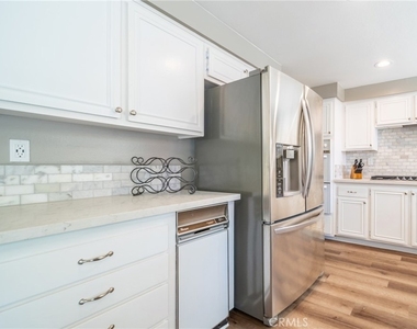 16970 Blanche Place - Photo Thumbnail 6