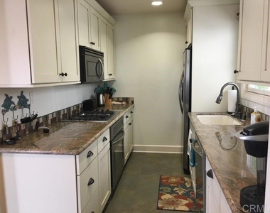 814 D Ave - Photo Thumbnail 5