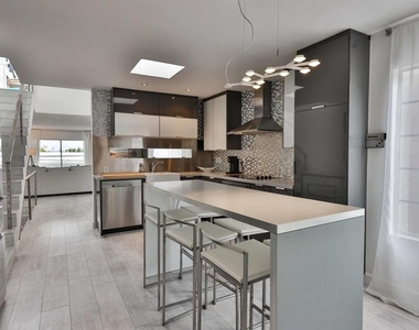 942 D Avenue - Photo Thumbnail 23