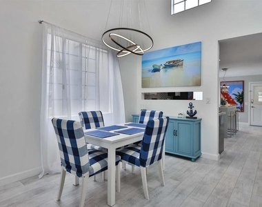 942 D Avenue - Photo Thumbnail 19