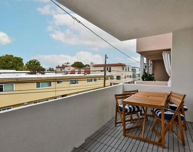 942 D Avenue - Photo Thumbnail 28