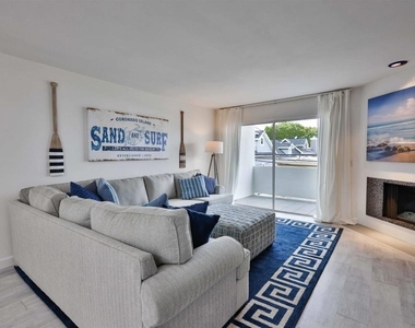 942 D Avenue - Photo Thumbnail 4