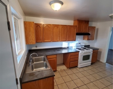 8550 C Avenue - Photo Thumbnail 7