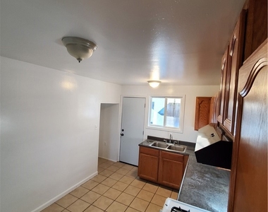 8550 C Avenue - Photo Thumbnail 5