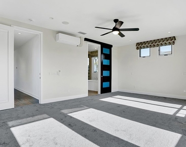 243 Poppy Avenue - Photo Thumbnail 39