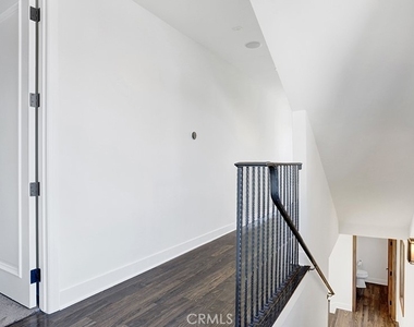 243 Poppy Avenue - Photo Thumbnail 34