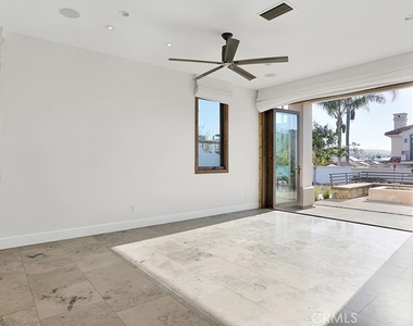 243 Poppy Avenue - Photo Thumbnail 3