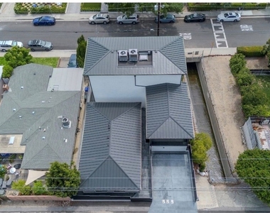 2941 Mary Street - Photo Thumbnail 1